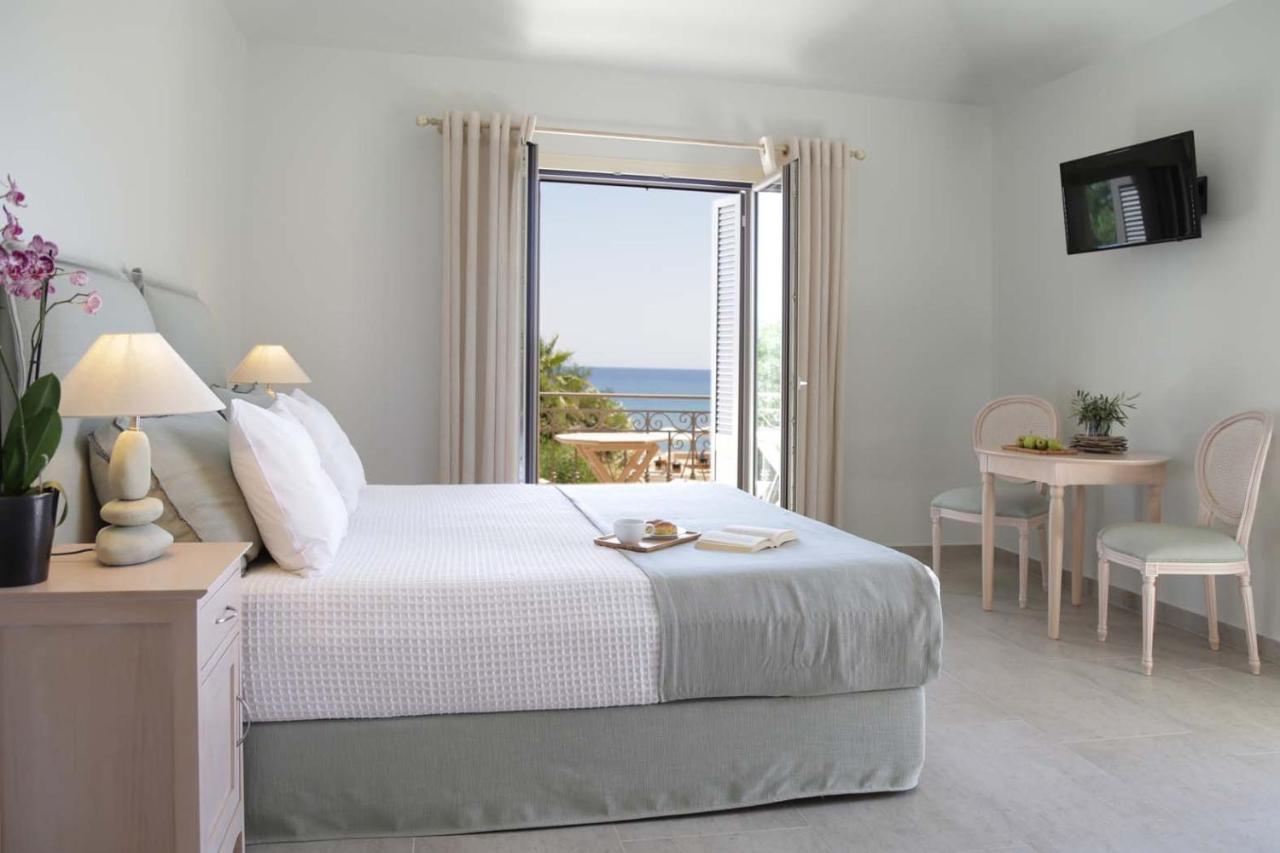 Costa Rossa Boutique Hotel - Adults Only Lixouri Bagian luar foto
